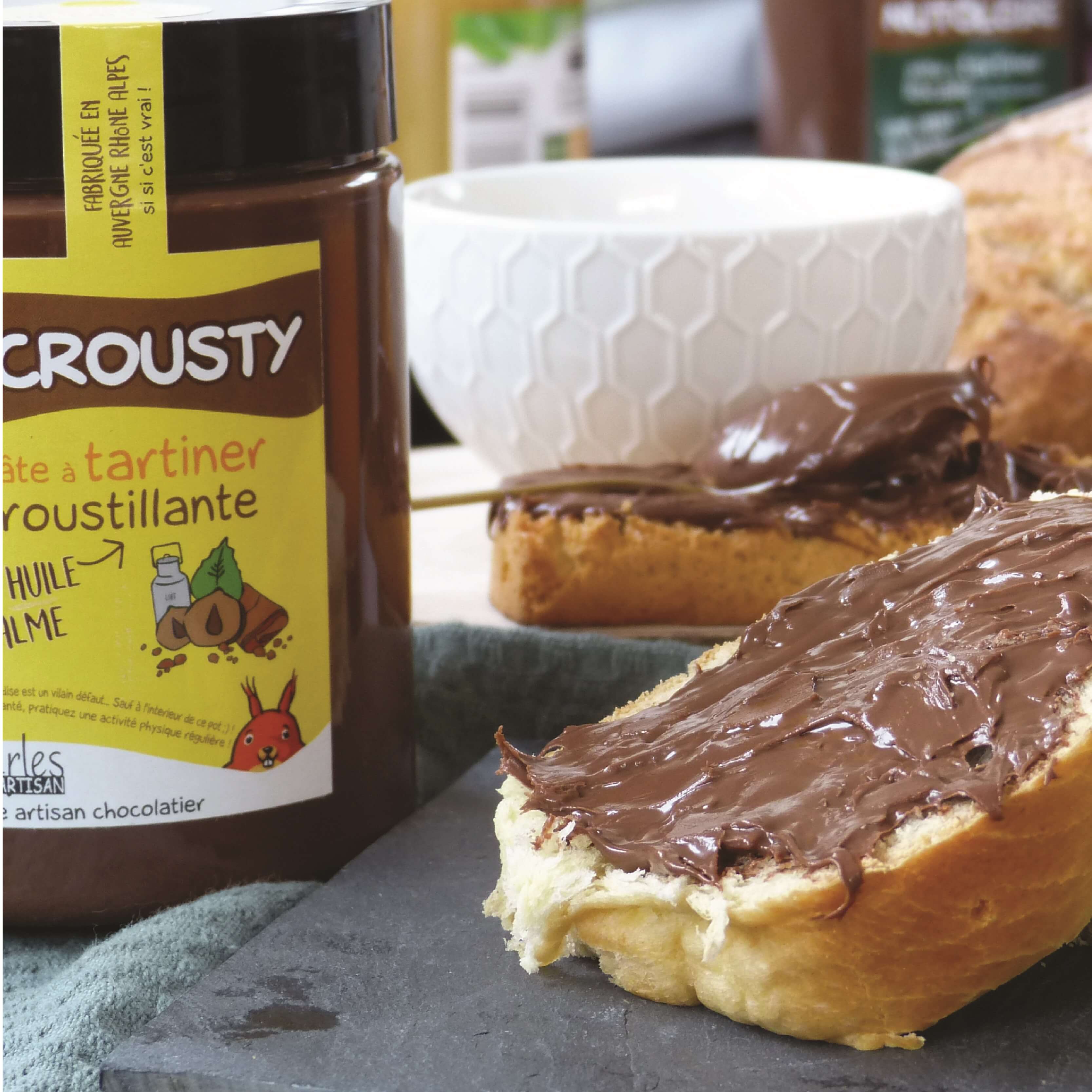 Pâte à tartiner artisanale aux noisettes et feuilletine croquante made in France