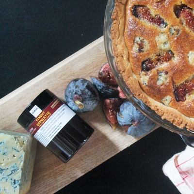   Entrée ou dessert ?  Tarte figue, fourme et pâte à tartiner chocolat noir Pime