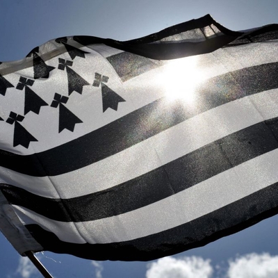 Ils ont des chapeaux ronds, vive la Bretagne…